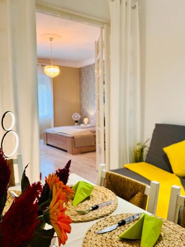 Central Comfort Oasis - District 9