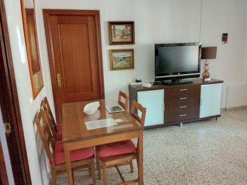 TV a/nebo společenská místnost v ubytování Tu casa en Córdoba fácil aparcamiento