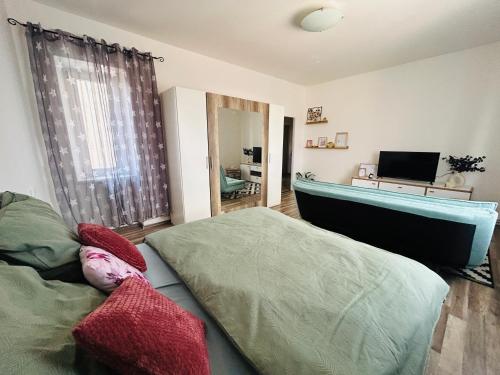 Postel nebo postele na pokoji v ubytování Brno Central Apartment
