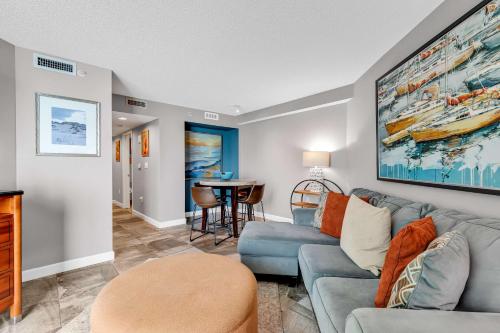 Oceanfront Perfect Couples Getaway photo 23