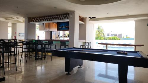 Τραπέζι μπιλιάρδου στο Hacienda Mazatlán sea view