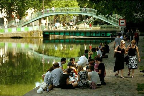Quiet APT 2Rooms Big Kitchen Canal Saint Martin