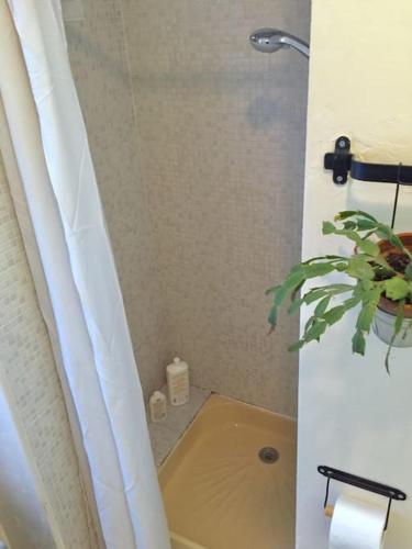 Quiet APT 2Rooms Big Kitchen Canal Saint Martin