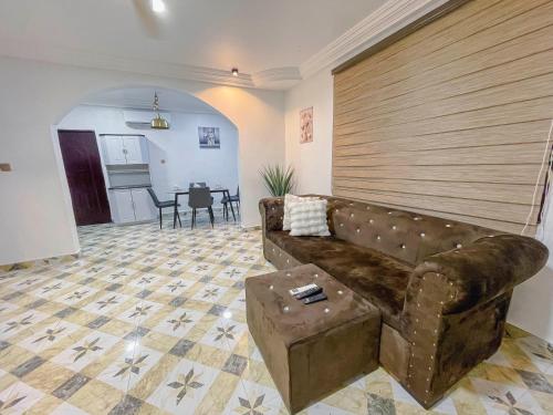 Χώρος καθιστικού στο Caroline Appt -spacious deluxe 2 bedroom appt