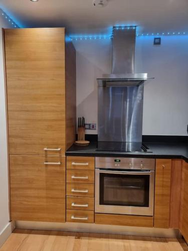 Η κουζίνα ή μικρή κουζίνα στο Modern apartment by Leeds dock