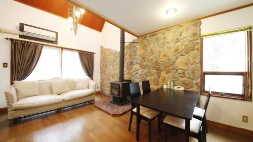 Cottage Hotel Fenice Hakuba 2-Bedroom house - 1km to Hakuba Goryu