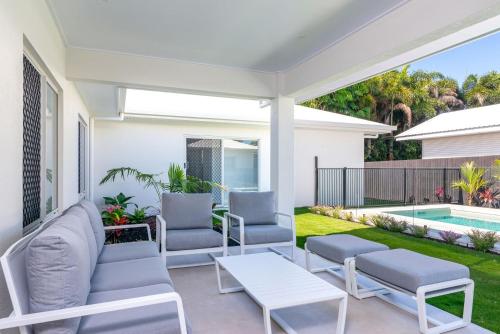 Piscina en o cerca de 15 Ocean Avenue