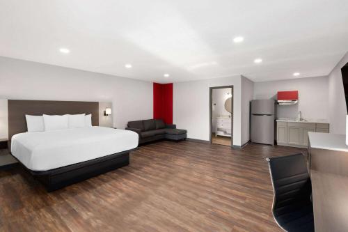 Gallery image of Ramada by Wyndham Bainbridge in Bainbridge