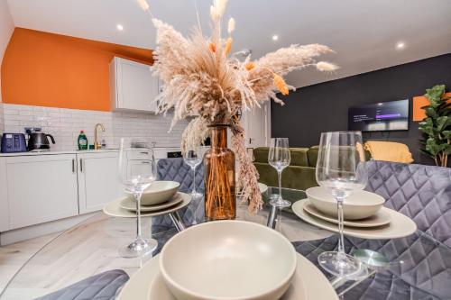 Η κουζίνα ή μικρή κουζίνα στο Luxury 1 Bed with Balcony in Central Brighton Next To beach Sleep 4
