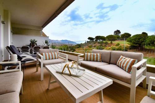 Appart de standing Piscine Superbe vue golf