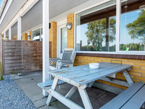 Patio nebo venkovní prostory v ubytování 4 person holiday home in Sydals