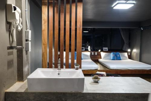 Gallery image of In a Box Hostel in Bangkok