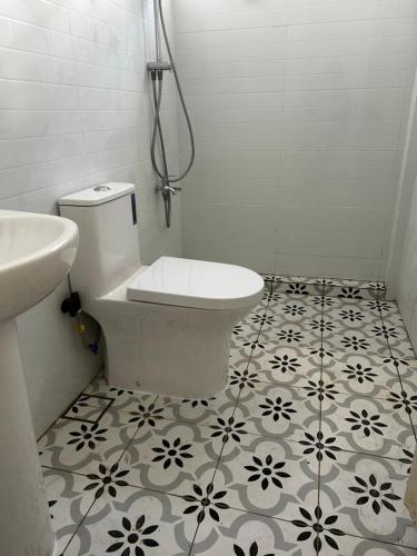 Ένα μπάνιο στο Di Renjis Pilis