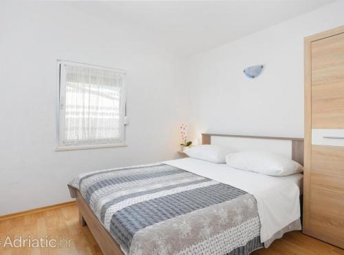 Holiday Home Nada Rogoznica