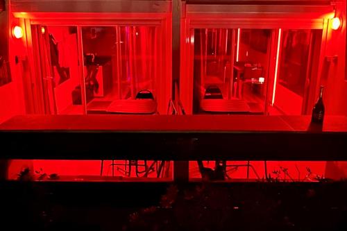 COURSIVES RED-LIGHT 108 Vue Mer photo 18