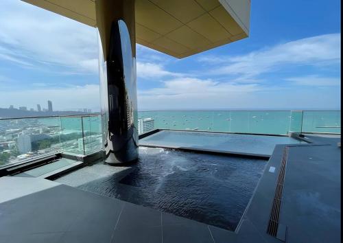 Gallery image of Central Pattaya Condo With Roof Top Pool in Pattaya Central