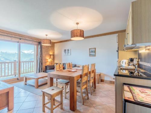Appartement ski aux pieds, 2 chambres, parking couvert inclus - FR-1-352-4