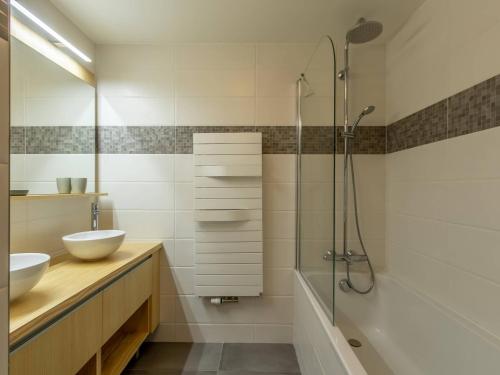 Ένα μπάνιο στο Les Arcs 1800 : Appart lumineux 3P, sauna, hammam, proche pistes, 6 pers - FR-1-352-60