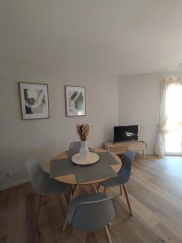 Photo de la galerie de l'établissement Maison Santolina, à Villeneuve-lès-Avignon