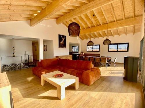 Chalet luxueux à Font Romeu avec garage, 4 chambres, proche télécabines - FR-1-703-193