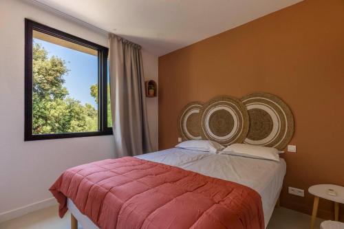Postel nebo postele na pokoji v ubytování Corsica Hostel Porto Vecchio - partie chambre privée