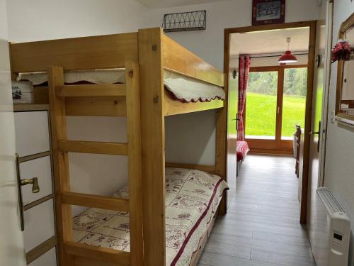 Appartement cosy avec terrasse pour 4 personnes et parking à Châtel