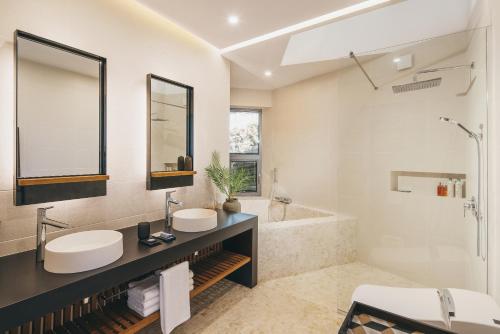 Ένα μπάνιο στο 일상호사 ilsanghosa AB - Architect's Luxury Beach House