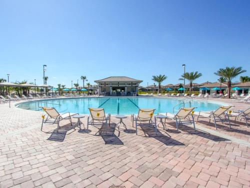 Luxury Family Retreat Walkable to the waterpark photo 40