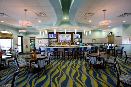 Luxury Family Retreat Walkable to the waterpark photo 6