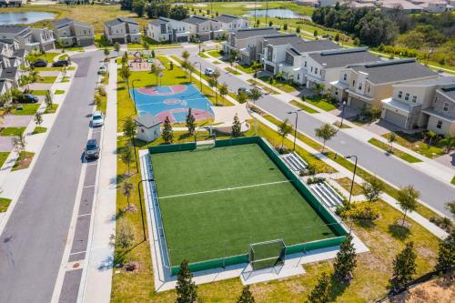 Luxury Family Retreat Walkable to the waterpark photo 63