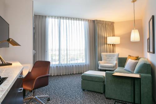 Area soggiorno di TownePlace Suites Nashville Downtown/Capitol District