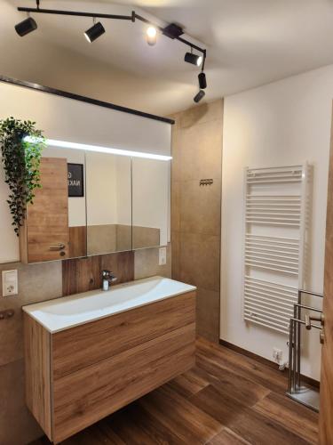 Ένα μπάνιο στο Ferienhaus "Zum frechen Michel"