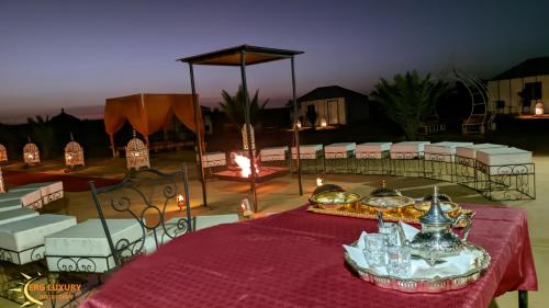 Nápoje v ubytování Dounia Luxury Camp