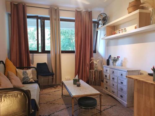 Mon Studio en bordure de forêt, Golf St-Germain