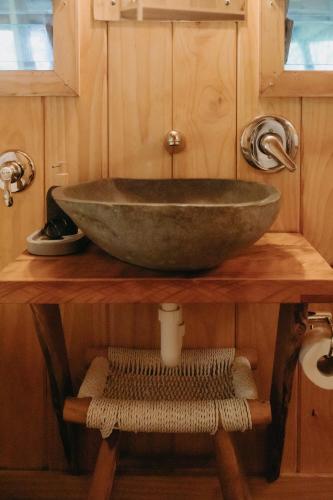 Gambar di galeri bagi AWAY Treehouse & Forest SPA di Arran Bay