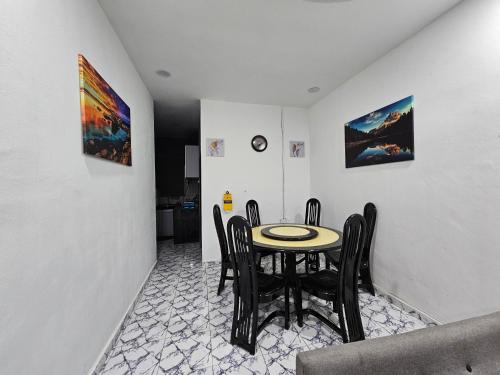 Un lugar para sentarse en Homestay Una Kangar
