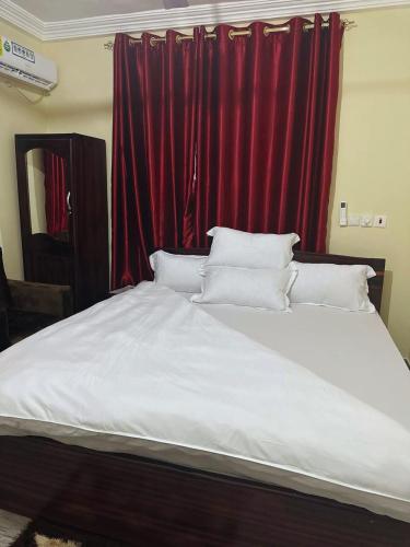 Senalli Hotelにあるベッド