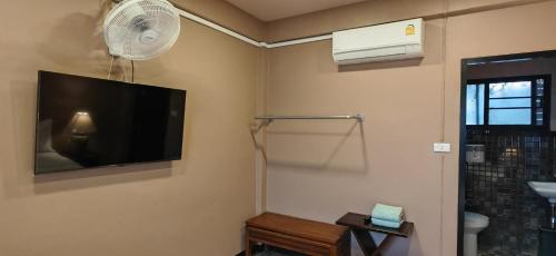 TV o dispositivi per l'intrattenimento presso Hoh Guesthouse