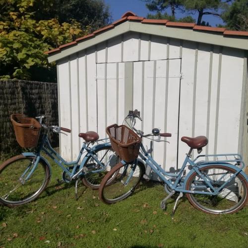 Photo de la galerie de l'établissement La Belle Insulaire, Vertbois plage, forêt, vélos, wifi, à Dolus-d'Oléron