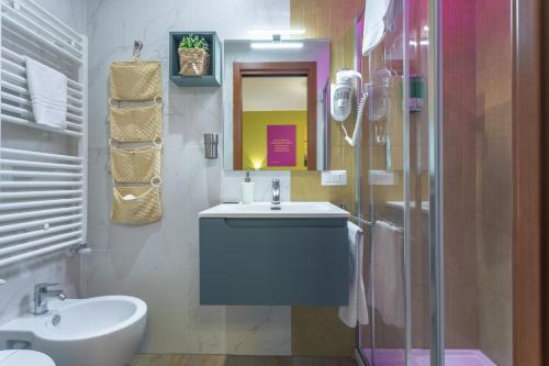 Bagno di B&B Pensieri d'autore - Parcheggio e Self Check-in