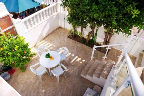 NEW! Romantic house at red lake in Torrevieja! photo 11