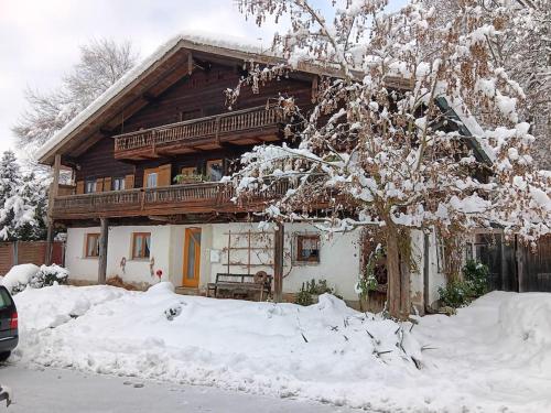 Gruböder Bauernhaus semasa musim sejuk