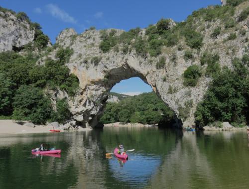 a group of people in kayaks in a body of water at Villa Kéana en Sud Ardèche, avec piscine in Lachapelle Sous Aubenas