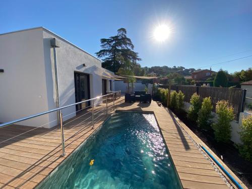 Villa à Carqueiranne avec piscine