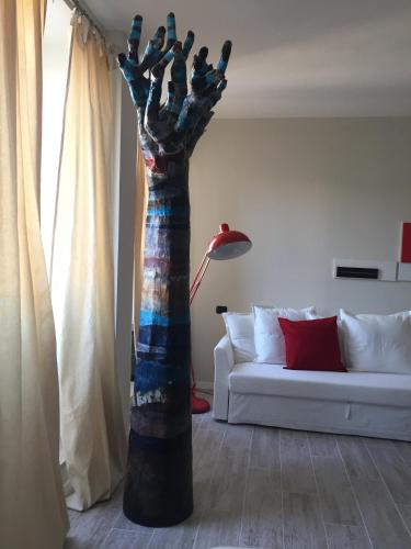 Ein Sitzbereich in der Unterkunft So&Leo Guest House