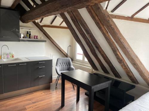 Appartment au cœur de Paris 8e