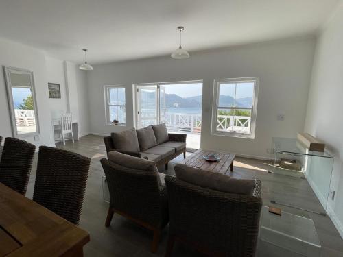 Gallery image of Azure Cottage Simonstown in Cape Town