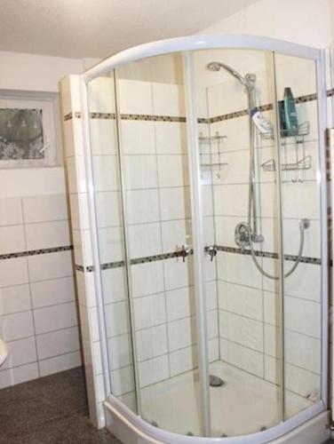 Bilik mandi di Wohnen mit Schlossblick