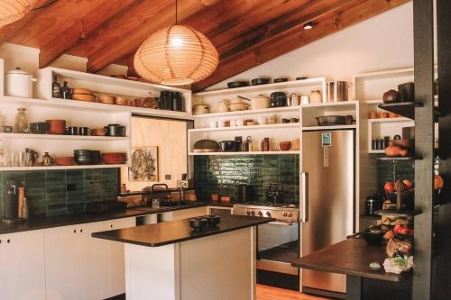 Gallery image of Remote Island Stay - Boutique Accommodation in Resolution Bay