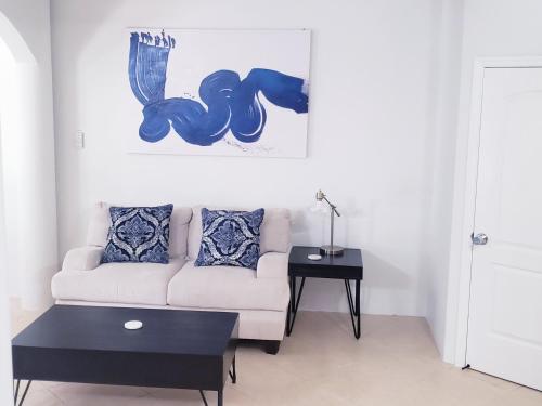 Ivy's Luxury Townhouse - 1 bdrm